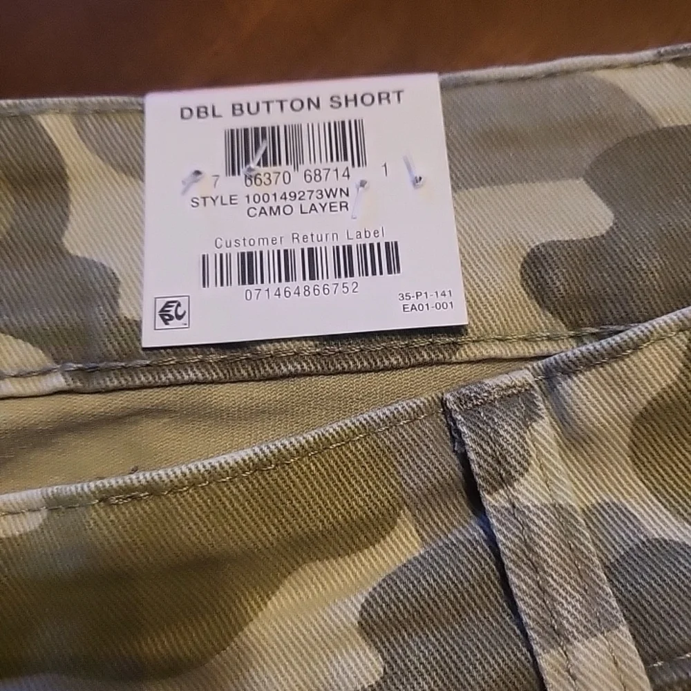 Style & Co. Olive Camo Women's Cargo Shorts New With Tag - Picture 8 of 14